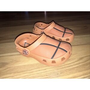 Crocs Toddler Little Kids Classic Basketball Clog Size  9C